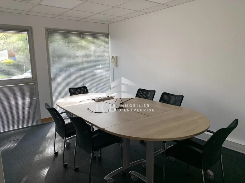 10 Rue De Thessalie, La Chapelle-sur-Erdre à louer - Photo de l’immeuble – Image 2 sur 3