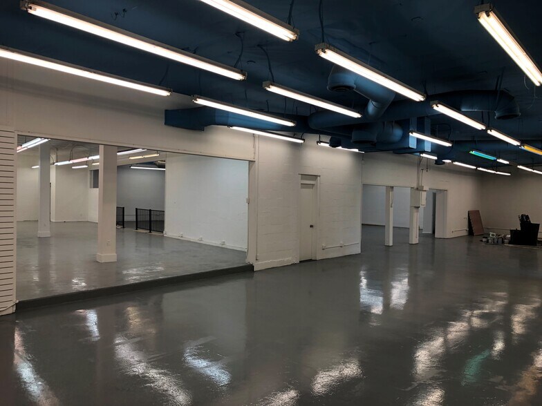 1660 S La Cienega Blvd, Los Angeles, CA à vendre - Photo intérieure – Image 3 sur 21