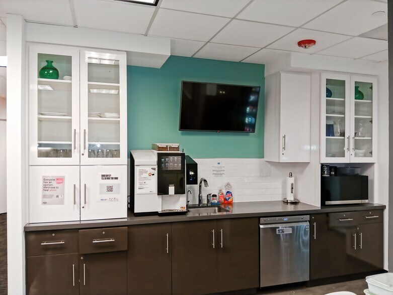 20801 Biscayne Blvd, Aventura, FL à louer - Photo intérieure – Image 2 sur 14