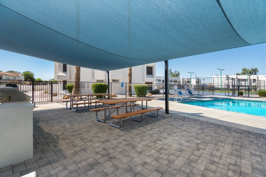 4030 N 44th Ave, Phoenix, AZ à vendre - Photo de l’immeuble – Image 2 sur 13