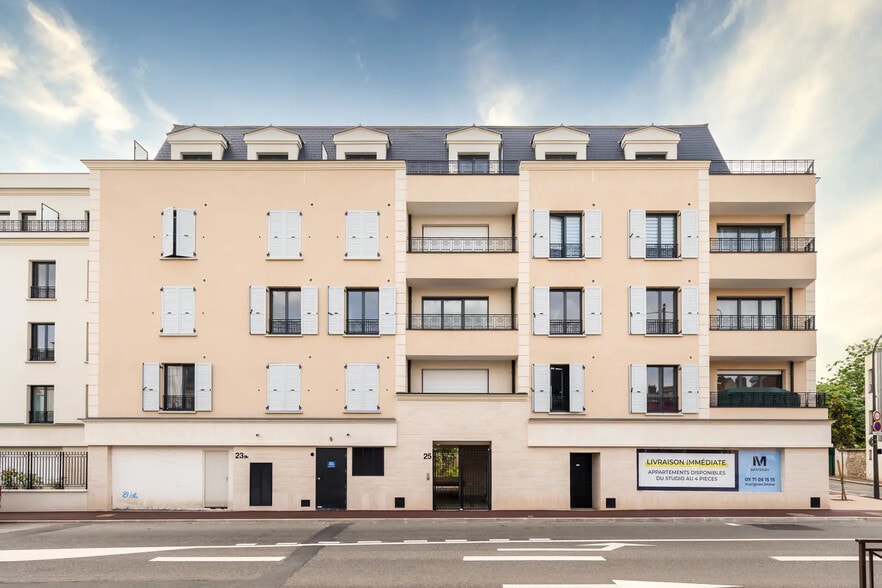 21 Avenue Du Général De Gaulle, Maisons-Laffitte à louer - Photo de l’immeuble – Image 3 sur 4