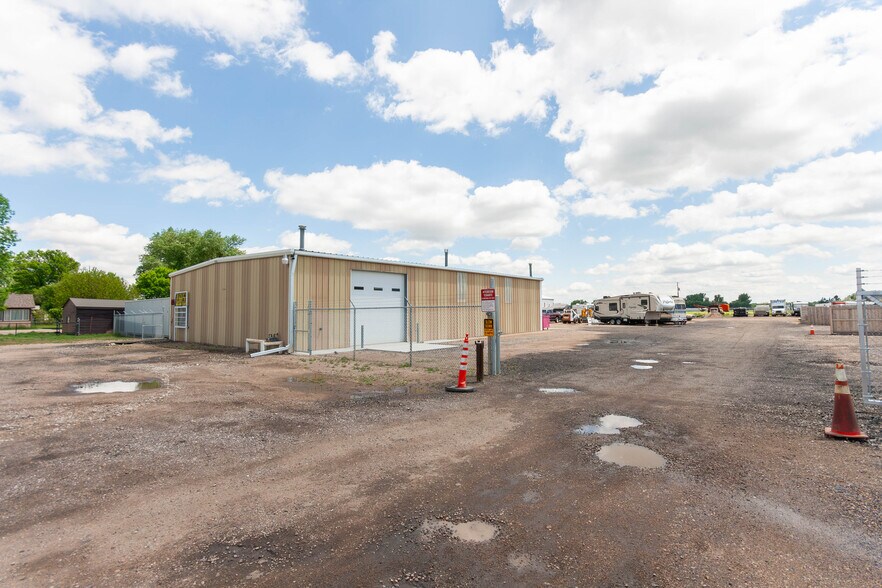 1925 E Colorado Road 54, Fort Collins, CO à louer - Photo de l’immeuble – Image 2 sur 47