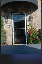 737 Main St, Stone Mountain, GA à louer Photo intérieure– Image 1 sur 9