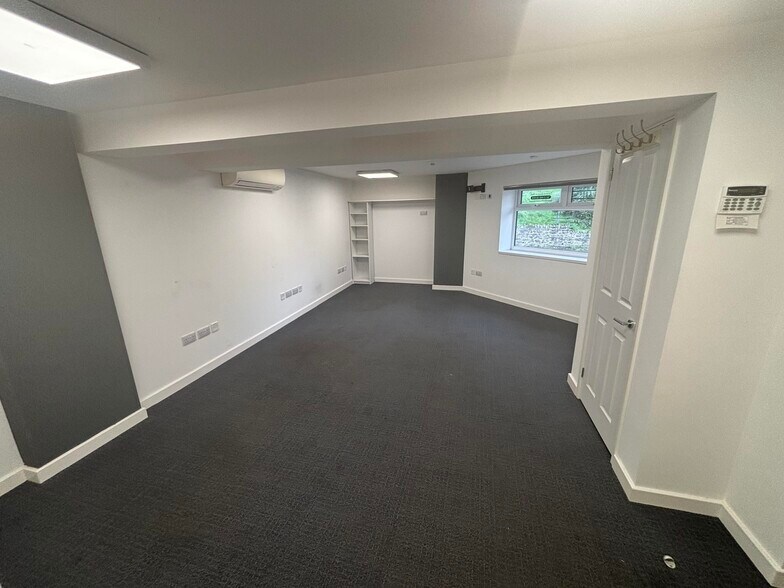 16 Prigg Ln, South Petherton à vendre - Photo de l’immeuble – Image 2 sur 11