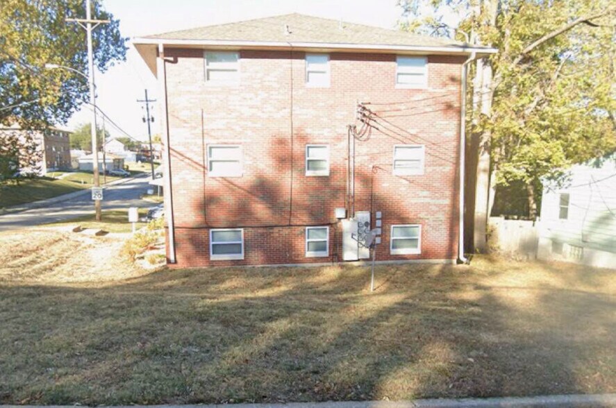 2610 W 42nd Ave, Kansas City, KS à vendre - Photo de l’immeuble – Image 3 sur 13