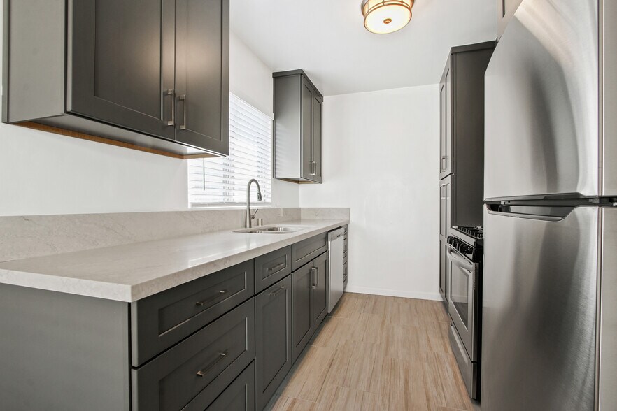 917 5th St, Santa Monica, CA à vendre - Photo de l’immeuble – Image 2 sur 21
