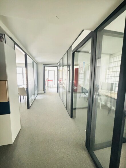 62 Rue Mazarine, Paris à louer - Photo de l’immeuble – Image 2 sur 9