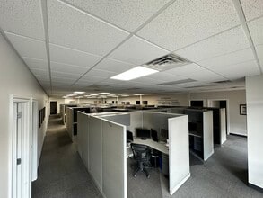 7401 Coldwater Rd, Fort Wayne, IN à louer Photo intérieure– Image 1 sur 7