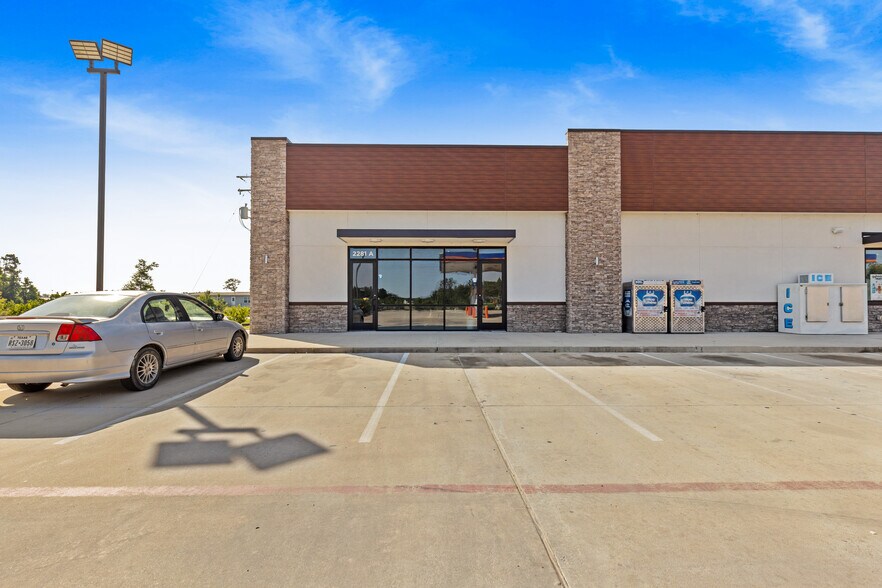 2281 Road 5100 Rd, Cleveland, TX à louer - Photo de l’immeuble – Image 2 sur 12