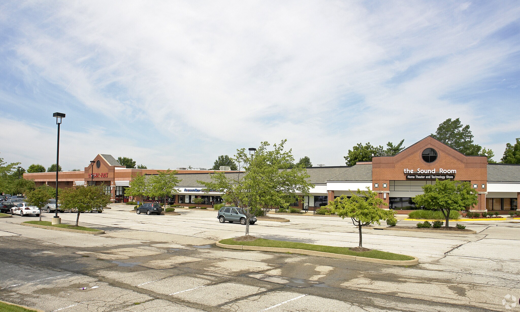 1627-1699 Clarkson Rd, Chesterfield, MO à louer Photo de l’immeuble– Image 1 sur 4