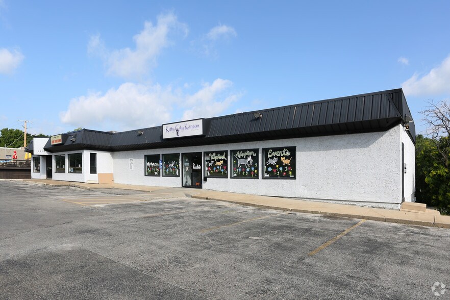 12760-12802 Santa Fe Trail Dr, Lenexa, KS à louer - Photo de l’immeuble – Image 1 sur 6
