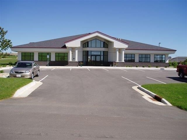 2518 Superior Dr NW, Rochester, MN à louer Photo de l’immeuble– Image 1 sur 22