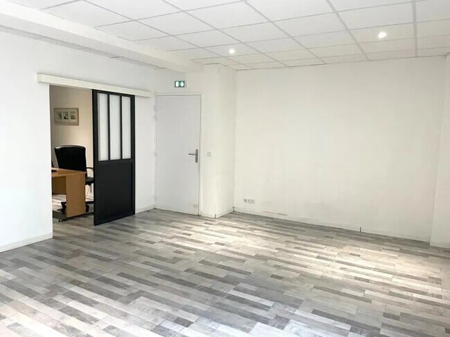 Plus de détails pour Rue Du Marechal Foch, Sartrouville - Bureau à louer