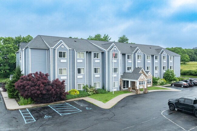 Plus de détails pour 886 Casteel Rd, Hazelton, WV - Hôtellerie à vendre