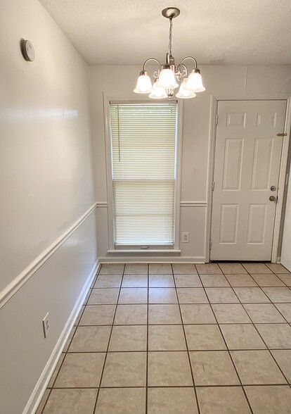 1500 Ascent Trl NW, Huntsville, AL à vendre - Photo intérieure – Image 3 sur 55