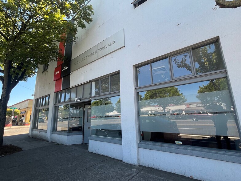 10534 NE Sandy Blvd, Portland, OR à louer - Photo de l’immeuble – Image 2 sur 7