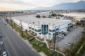 12178 4th St, Rancho Cucamonga, CA à louer Photo de l’immeuble– Image 1 sur 3