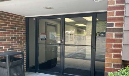 2 Byram Brook Pl, Armonk, NY à louer - Photo de l’immeuble – Image 2 sur 10