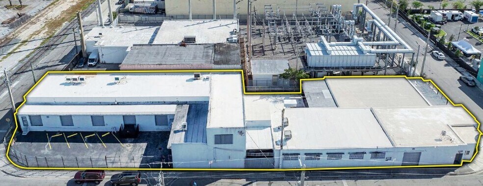 Allapattah Industrial Assemblage portefeuille de 3 biens à vendre sur LoopNet.fr - Photo principale – Image 1 sur 4