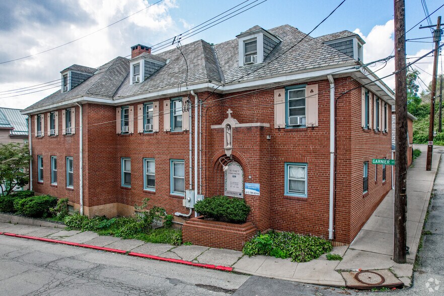 211 Garnier St, Pittsburgh, PA à vendre - Photo de l’immeuble – Image 1 sur 5