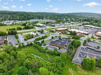 Plus de détails pour 470 John Young Way, Exton, PA - Bureau, Bureau/Médical à louer
