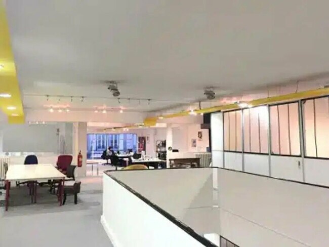 Plus de détails pour Bureau à louer