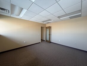 99 November Dr, Camp Hill, PA à louer Photo intérieure– Image 2 sur 3