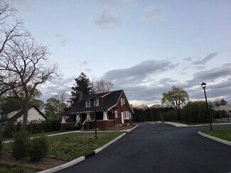 Plus de détails pour 420 Townline Rd, Hauppauge, NY - Bureau à vendre