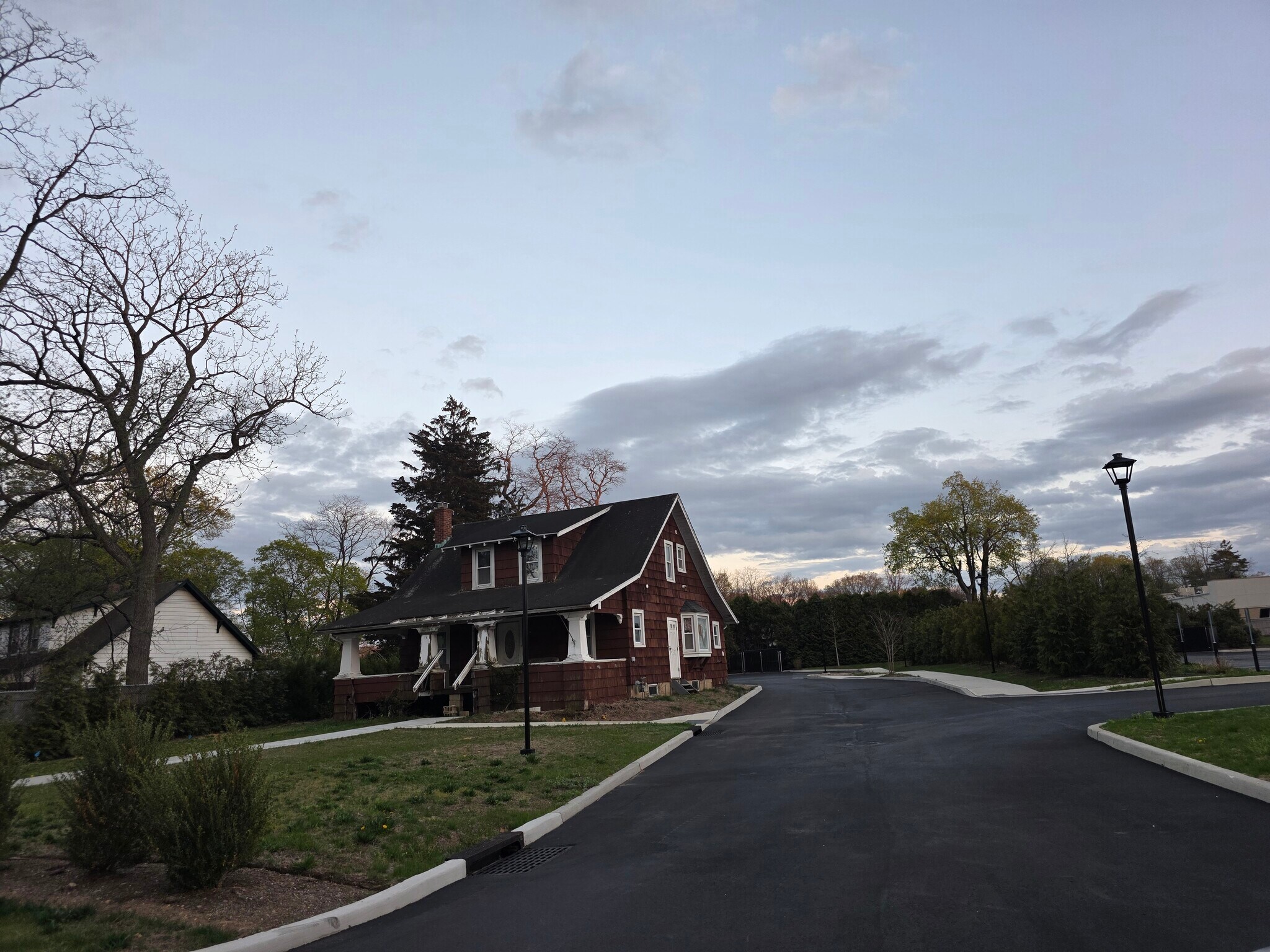 420 Townline Rd, Hauppauge, NY à vendre Photo principale– Image 1 sur 15