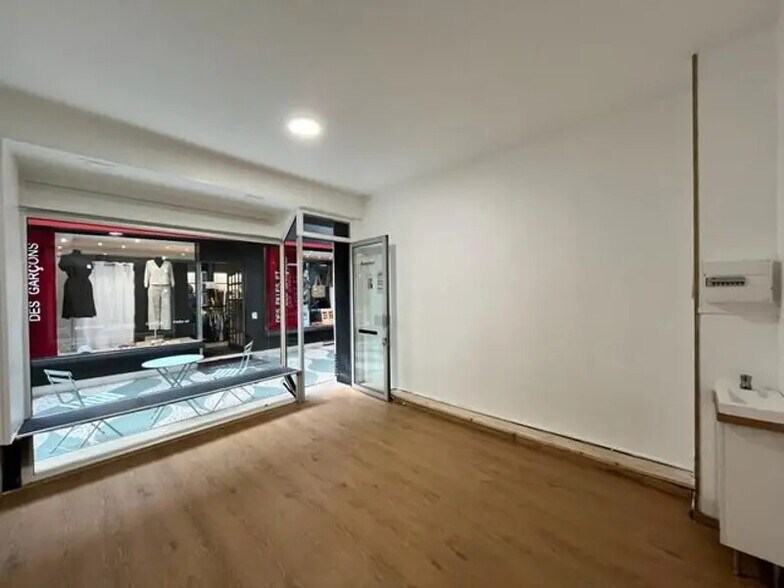 Local commercial dans Tours à louer - Photo intérieure – Image 3 sur 4