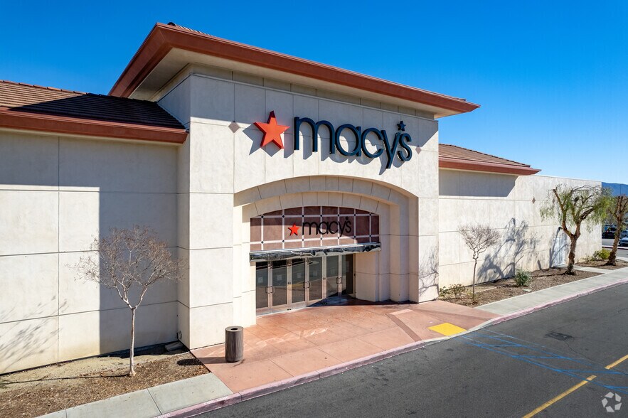 26450 McBean Pky, Valencia, CA à louer - Photo de l’immeuble – Image 2 sur 18