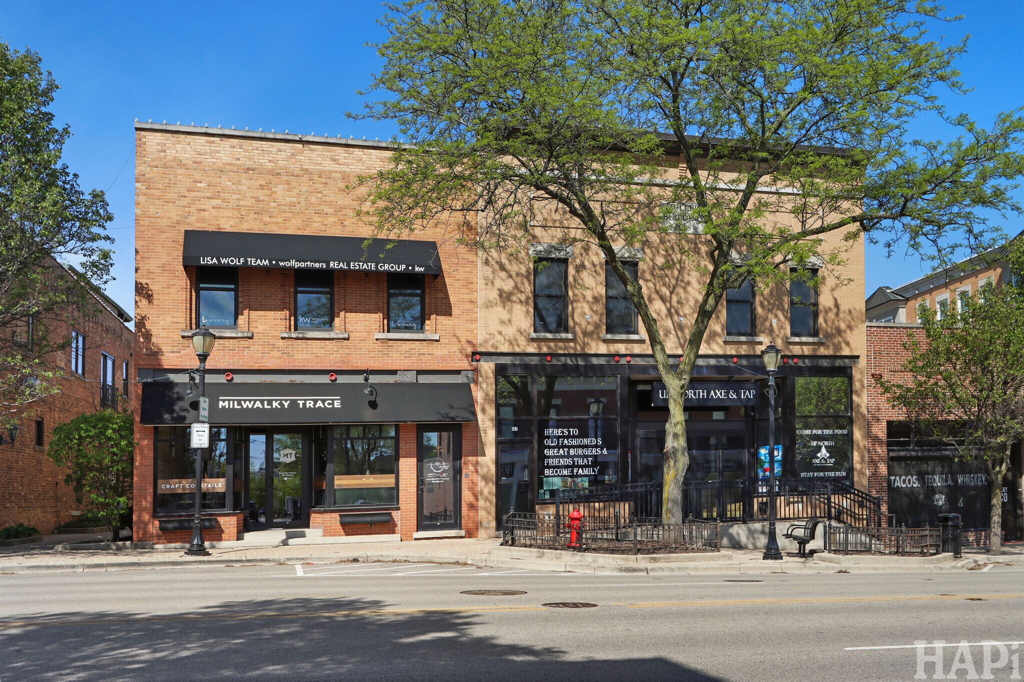 545-547 N Milwaukee Ave, Libertyville, IL à vendre Photo principale– Image 1 sur 25