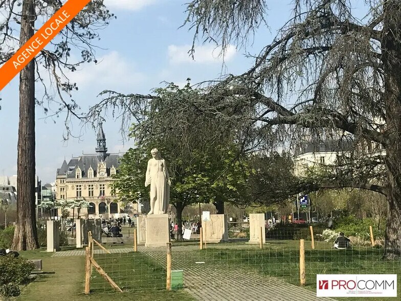 Local commercial dans Vincennes à louer - Photo de l’immeuble – Image 2 sur 5