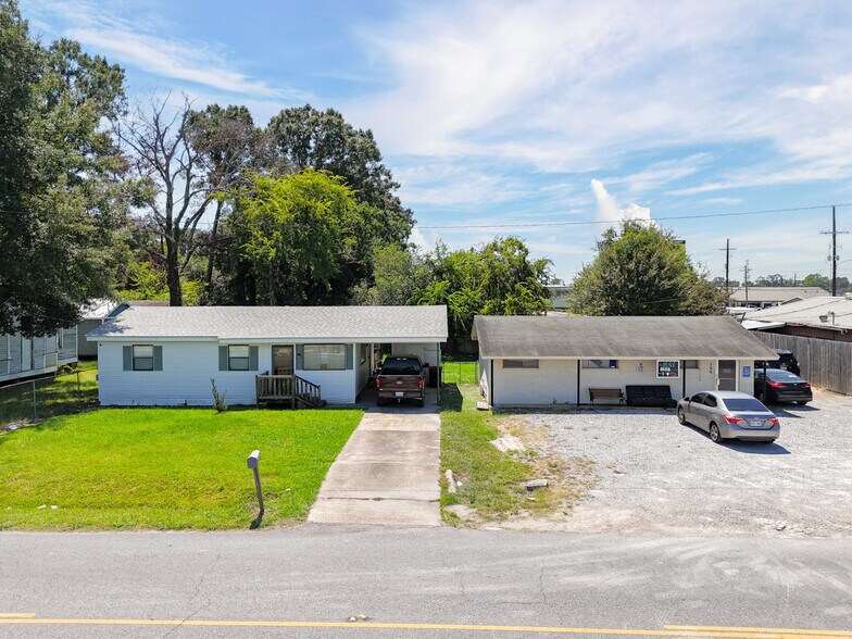 196-198 Mount Vernon Dr, Lafayette, LA à vendre - Photo de l’immeuble – Image 2 sur 5