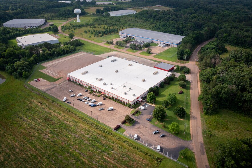 190 NW Industrial Pky, Jackson, MS à vendre - Photo de l’immeuble – Image 3 sur 16