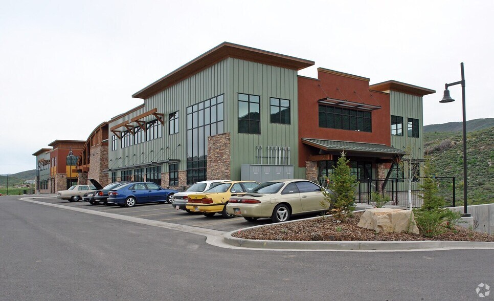 2700 Rasmussen Rd, Park City, UT à louer - Photo de l’immeuble – Image 2 sur 12