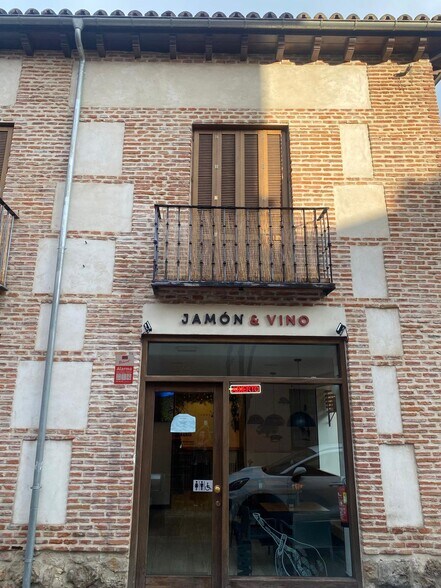 Local commercial dans Alcalá de Henares, Madrid à louer - Photo de l’immeuble – Image 3 sur 15