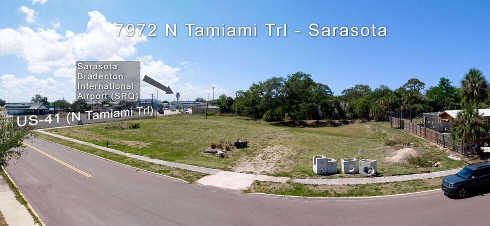 7972 N Tamiami Trl, Sarasota, FL à vendre - Photo de l’immeuble – Image 2 sur 21