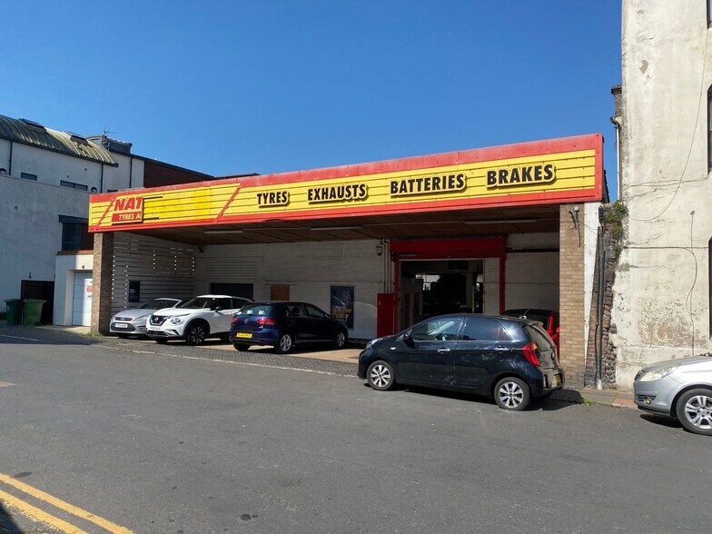 49 Seaside, Eastbourne à louer - Photo de l’immeuble – Image 2 sur 8