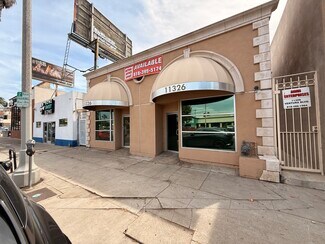 Plus de détails pour 11326 Ventura Blvd, Studio City, CA - Local commercial à louer