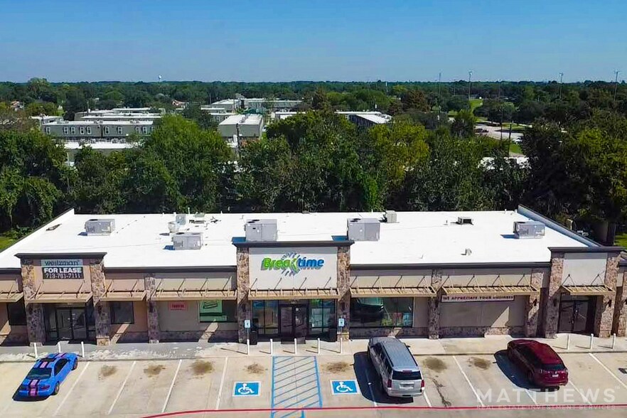 3700 W Baker Rd, Baytown, TX à louer - Photo de l’immeuble – Image 2 sur 5