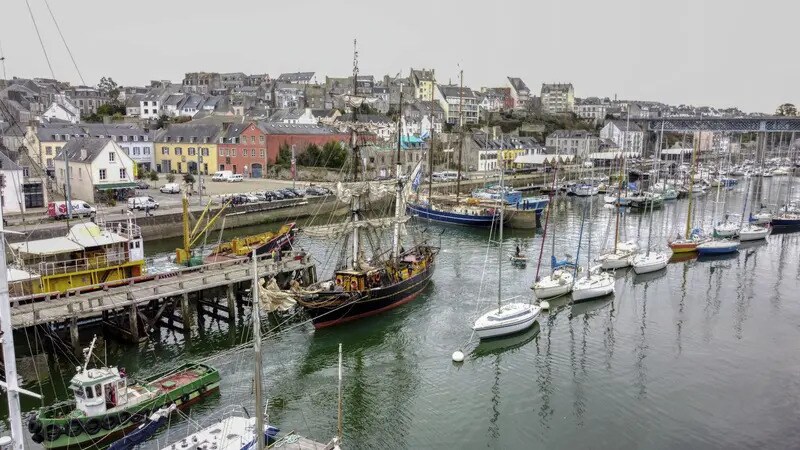 Local commercial dans Douarnenez à louer Aérien– Image 1 sur 12
