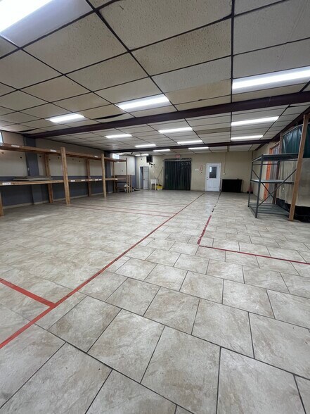 2814-2818 E Allegheny Ave, Philadelphia, PA à louer - Photo intérieure – Image 3 sur 9