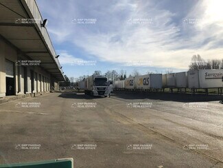 Plus de détails pour Local d'activités à louer