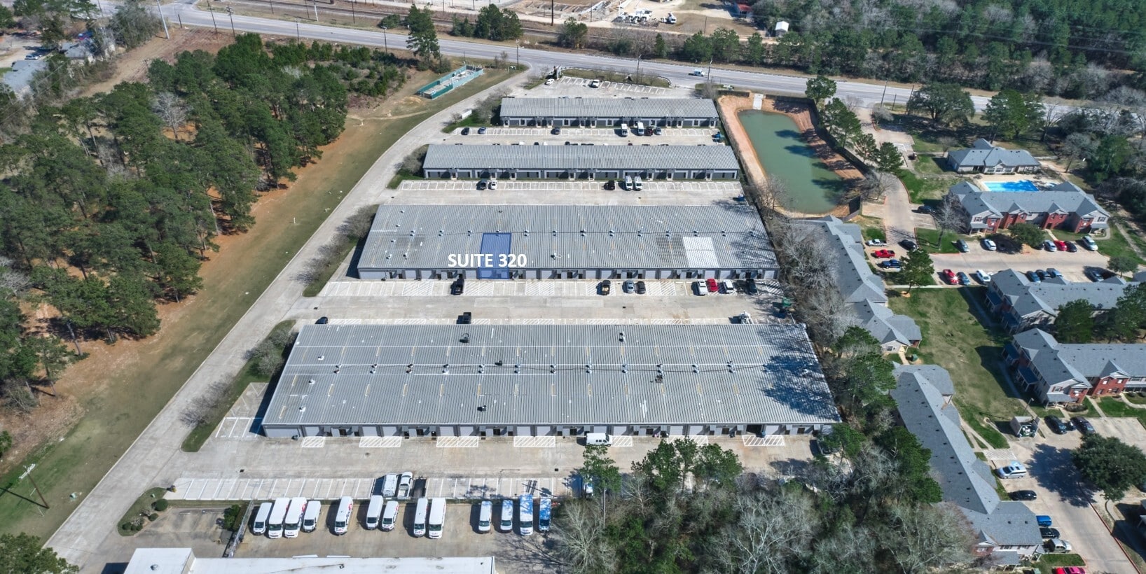 1300 S Frazier St, Conroe, TX à louer Photo intérieure– Image 1 sur 21