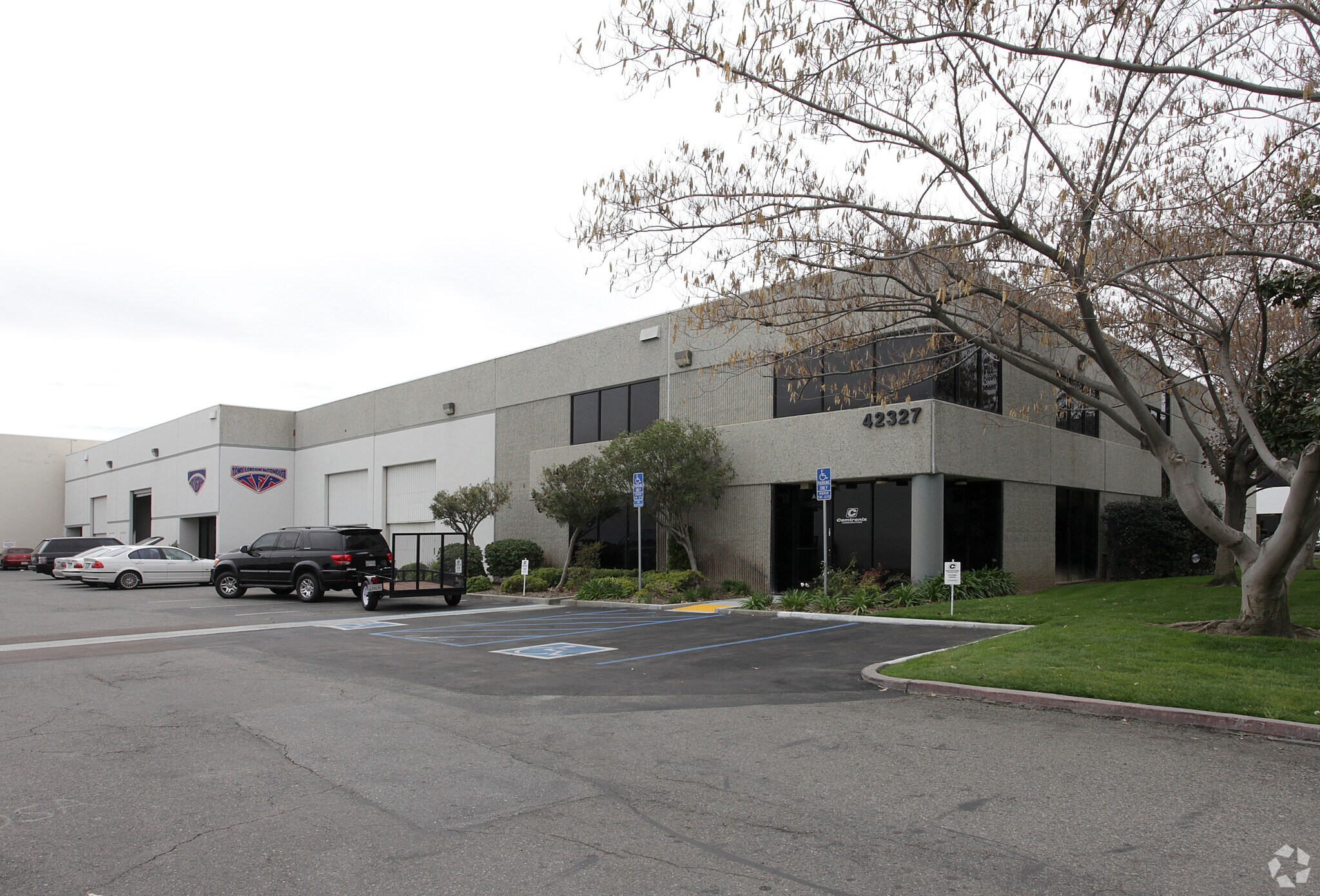 42327 Rio Nedo, Temecula, CA à louer Photo principale– Image 1 sur 3