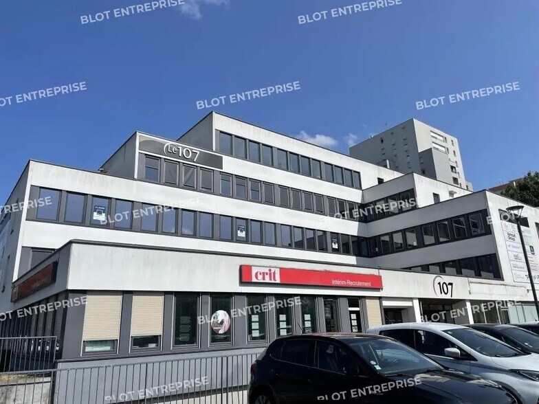 Bureau dans Rennes à vendre - Photo de l’immeuble – Image 1 sur 7