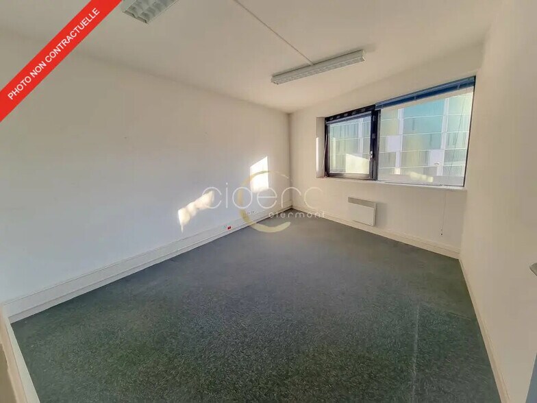 Bureau dans Clermont-Ferrand à louer - Photo intérieure – Image 2 sur 17