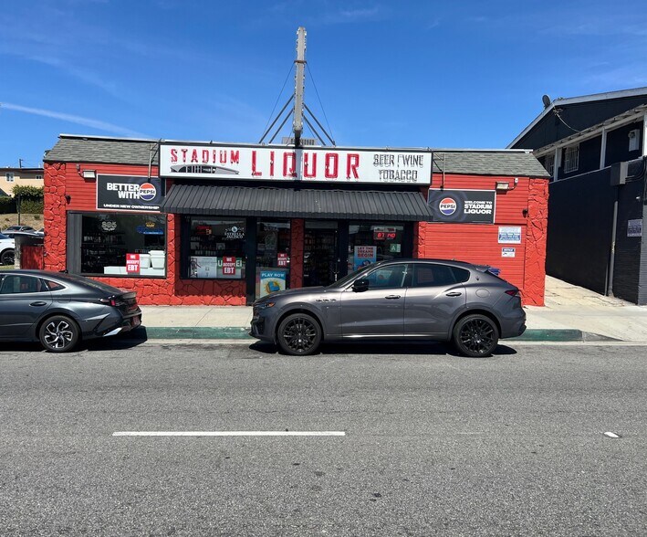 418 N La Brea Ave, Inglewood, CA à vendre - Photo principale – Image 1 sur 14