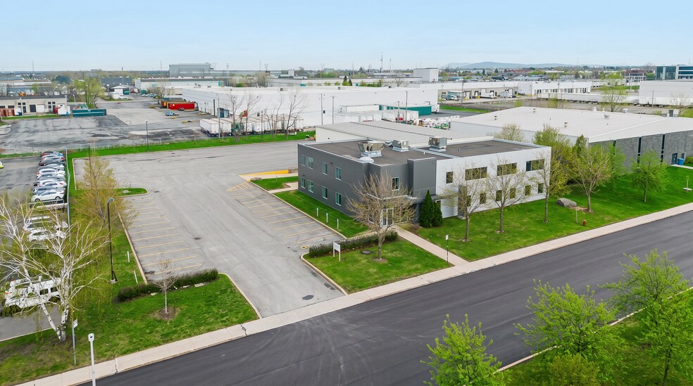 725 Rue Delage, Longueuil, QC à vendre - Photo de l’immeuble – Image 1 sur 5